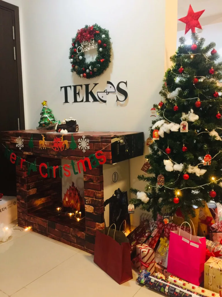 Christmas day at Tekos requires the chimney and the Christmas tree!